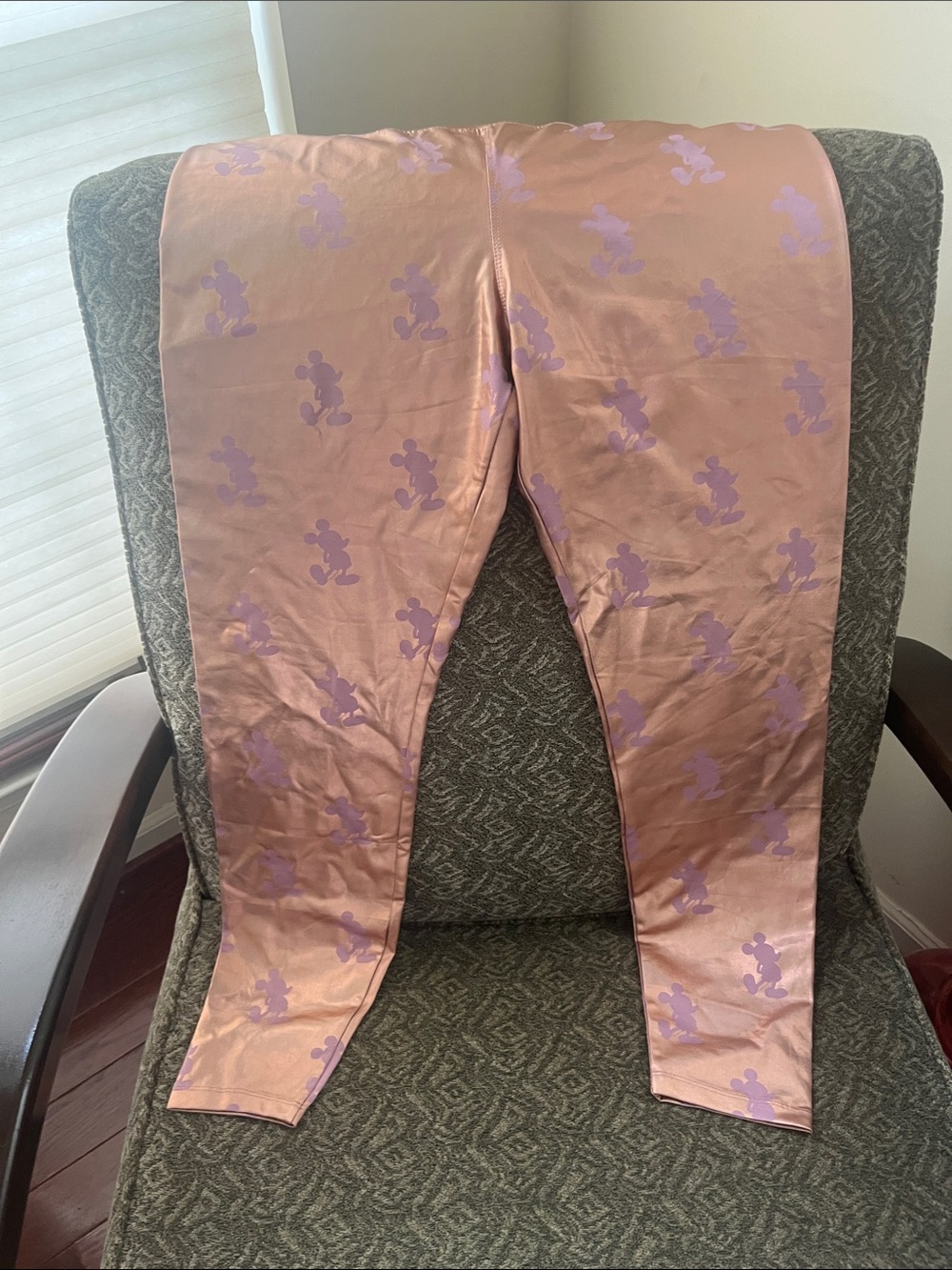 Disney Women's Pink & Purple Mickey Print Pants size L